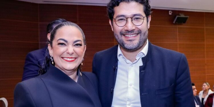 La 4T es aliada de las trabajadoras y los trabajadores que mueven a Mexico: Olga