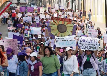 Marchan mujeres en México: exigen fin de la violencia machista