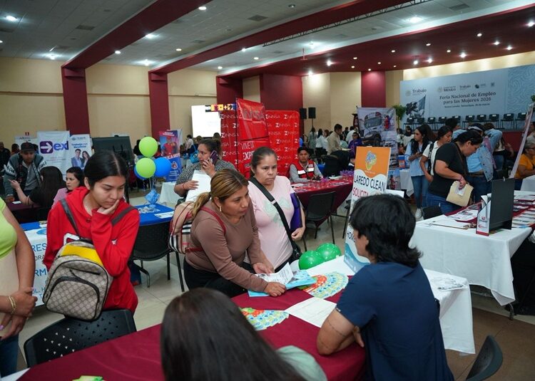 Acercan oportunidades de empleo a mujeres en NLD