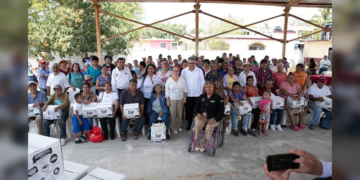 Benefician Gobierno de Altamira y DIF con despensas a comunidad vulnerable