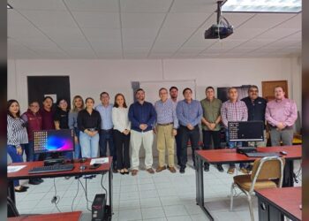 Capacita SET a personal de Unidad Ejecutiva en uso estratégico de IA