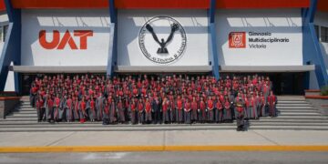 Con emotiva ceremonia despiden a la generación de la FDCSV de la UAT “Dr. Juan Plutarco Arcos Martínez”