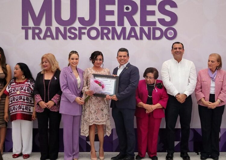 “Con su fuerza y capacidad, las mujeres transforman a Victoria”: Lalo Gattás