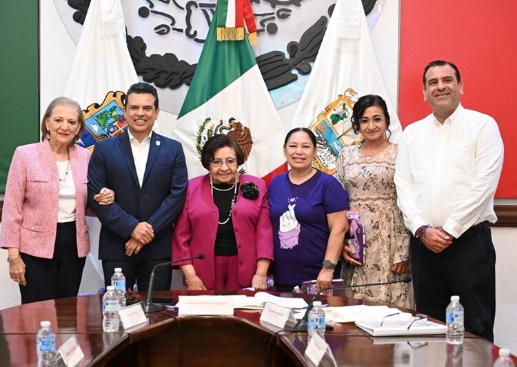 “Con su fuerza y capacidad, las mujeres transforman a Victoria”: Lalo Gattás