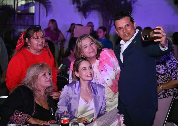 “Con su fuerza y capacidad, las mujeres transforman a Victoria”: Lalo Gattás