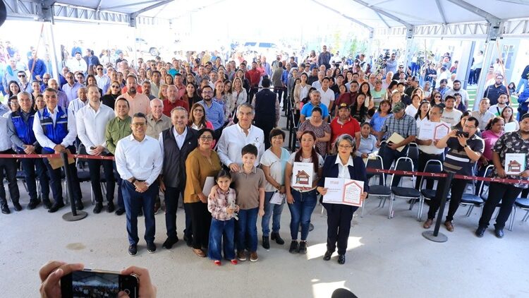 Desde la mañanera, Claudia Sheinbaum encabeza entrega de viviendas en Tamaulipas