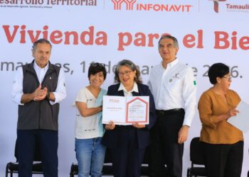 Desde la mañanera, Claudia Sheinbaum encabeza entrega de viviendas en Tamaulipas