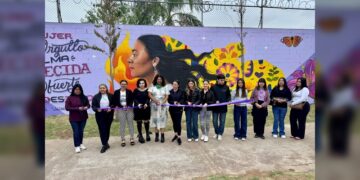 Develan mural conmemorativo por el ‘Día Internacional de la Mujer’ en NLD