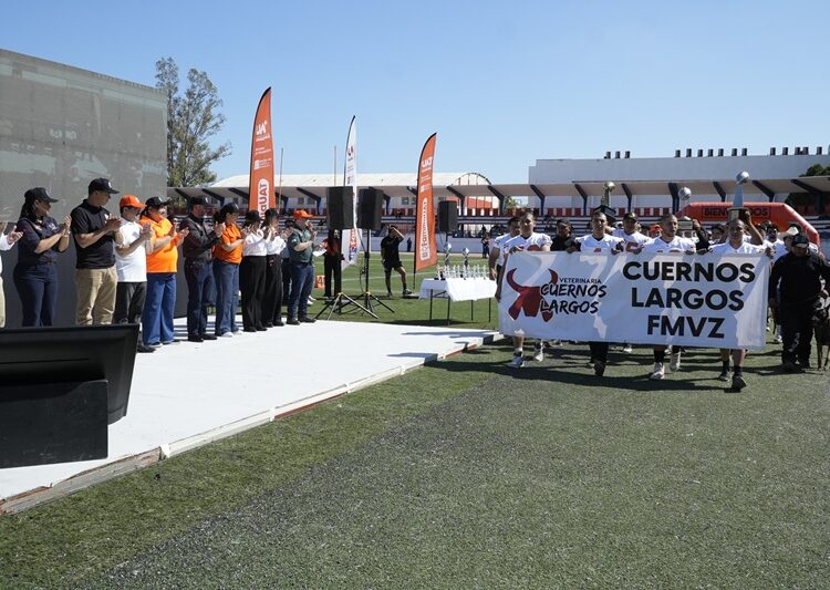 El rector Dámaso Anaya inaugura la temporada 2026 de la LUFAUAT