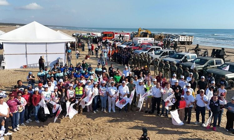 Encabeza Armando Martínez “Limpiazo 2026” en Playa Tesoro