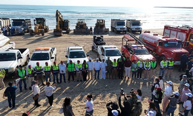 Encabeza Armando Martínez “Limpiazo 2026” en Playa Tesoro