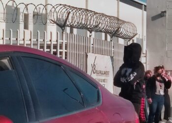 Encapuchados bloquean liquidación a obreros en maquiladora XB de Reynosa