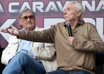 Enrique Guzmán se controla y explica el cambio de actitud