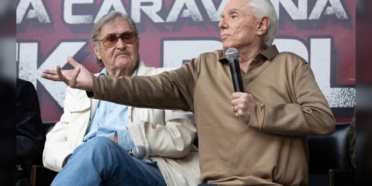 Enrique Guzmán se controla y explica el cambio de actitud