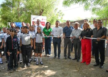Entrega Lalo Gattás obra 157 de infraestructura hidráulica en escuelas