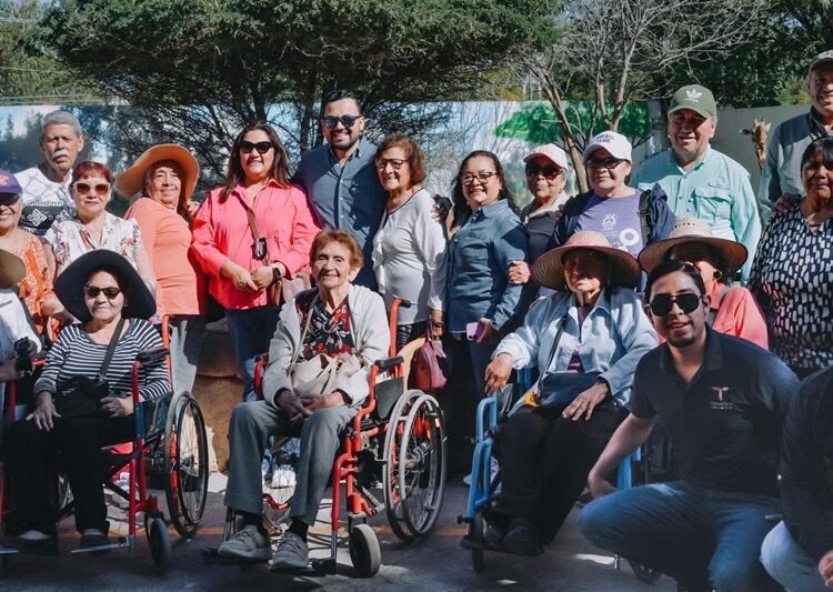 Fomenta Comisión de Parques la inclusión social con actividades recreativas para adultos mayores