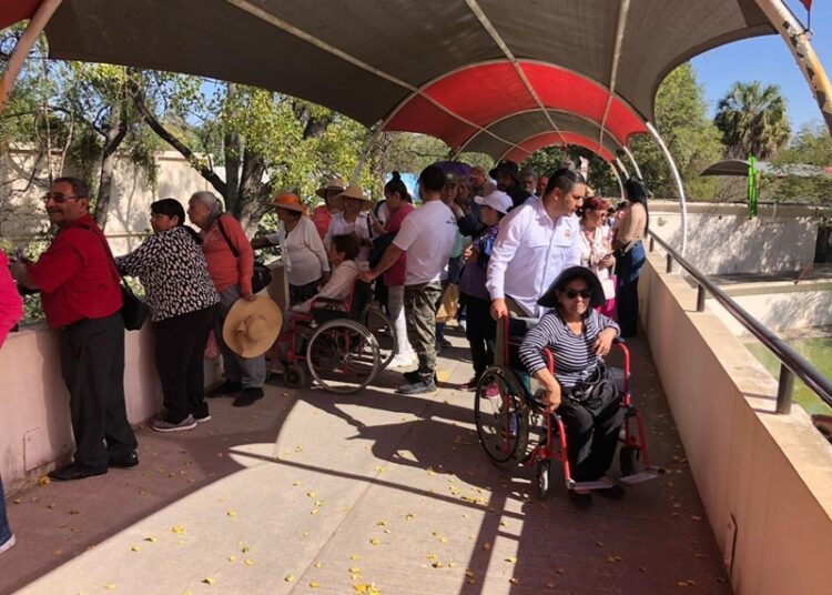 Fomenta Comisión de Parques la inclusión social con actividades recreativas para adultos mayores