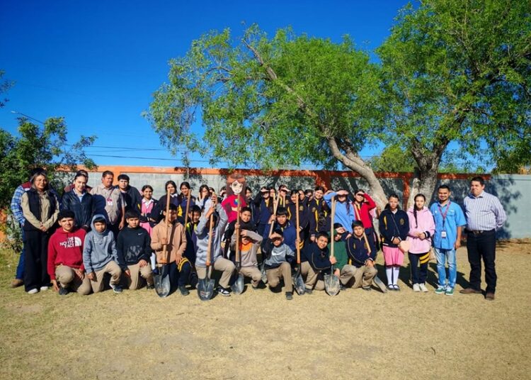 Fortalece Gobierno de NLD la educación ambiental en escuelas con acciones de reforestación