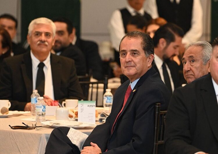 Fortalecen colaboración alcalde de Victoria y AMPI