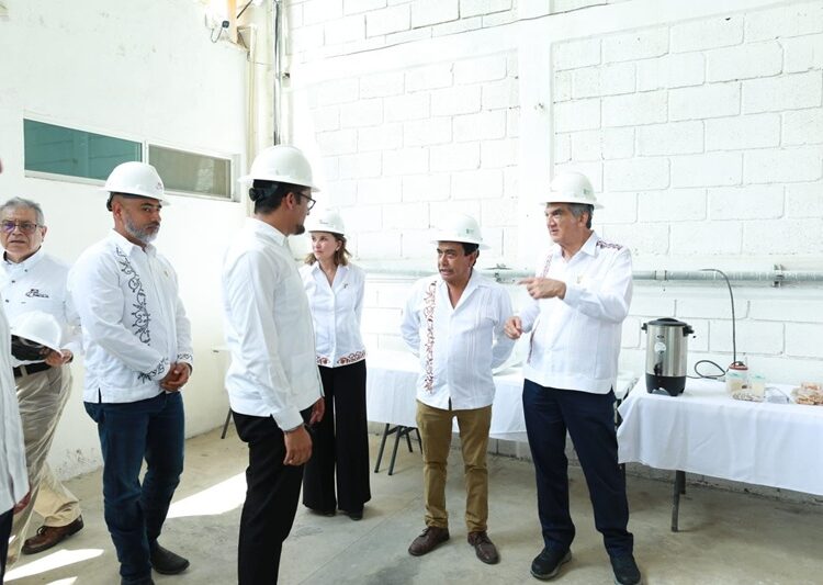 Gobernador constata avance de planta de combustibles alternativos en Altamira