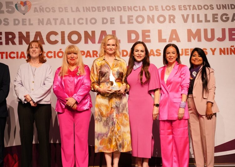 Gobierno de NLD reconoce a mujeres que transforman la comunidad de los Dos Laredos