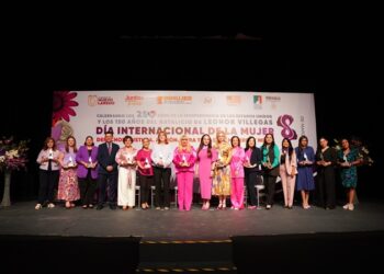 Gobierno de NLD reconoce a mujeres que transforman la comunidad de los Dos Laredos