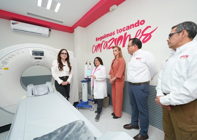 Gobierno y DIF NLD incorporan tecnología de alta especialidad para fortalecer la salud pública