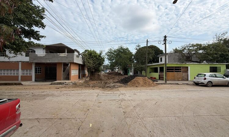 Gobierno y DIF Tamaulipas desarrollan obras viales a través del programa ‘Lazos del Bienestar’