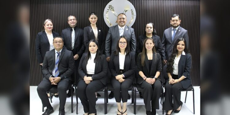 Gradúa UAT a la 1ª generación de ‘Maestría en Innovación Educativa y Tecnologías para el Aprendizaje’