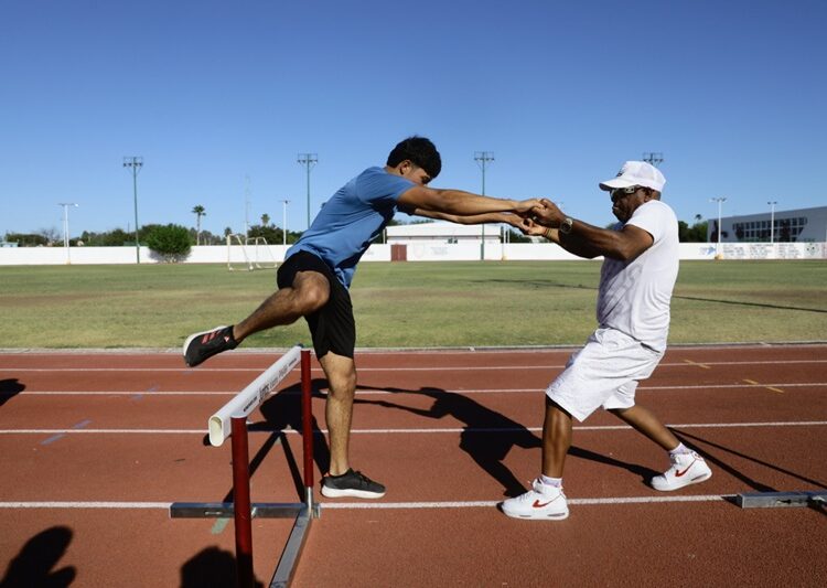 Impulsa Gobierno de NLD el atletismo con equipamiento y capacitación especializada