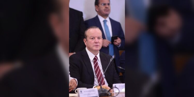 Informa Carlos Canturosas sobre aprobación de reforma para limitar pensiones “doradas”