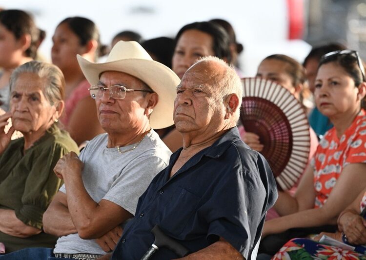Llegan apoyos alimentarios al área rural de Victoria