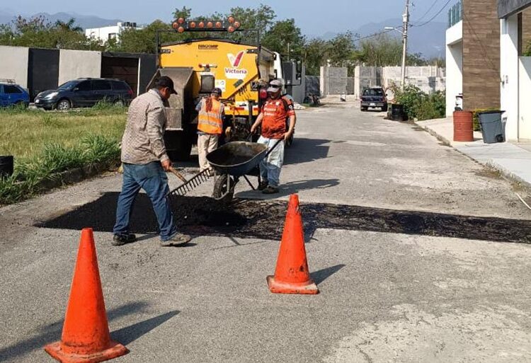 Lleva Municipio programa de bacheo a toda la ciudad