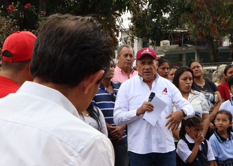 Mejoran Gobierno Municipal y COMAPA Altamira red de drenaje en sector López Mateos
