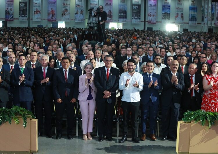 “No a las oligarquías”: AVA en su IV Informe