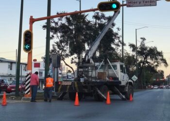 Operará Municipio semáforos instalados por el Estado