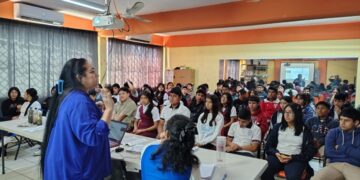 Orienta COMAPA Altamira a alumnos sobre el cuidado del agua y del medio ambiente