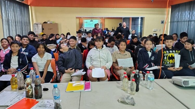 Orienta COMAPA Altamira a alumnos sobre el cuidado del agua y del medio ambiente