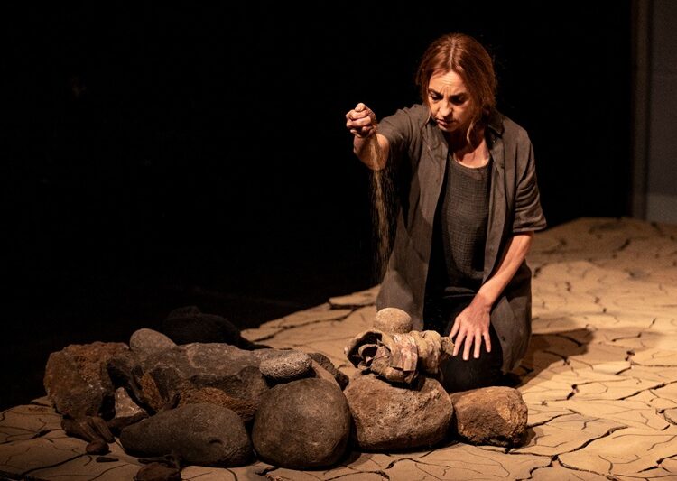 Presentará INMUJER monólogo “Antígona González” en el marco del 8M