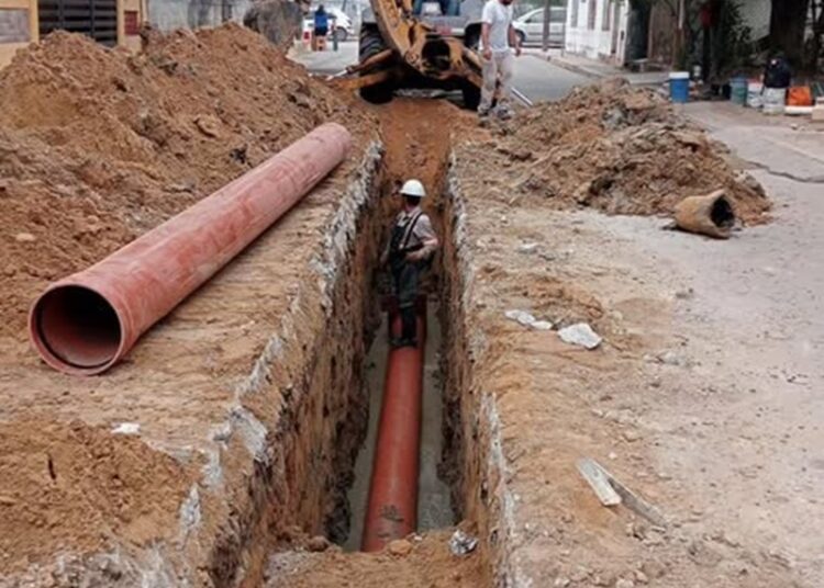 Realiza COMAPA Altamira reposición de colectores de drenaje