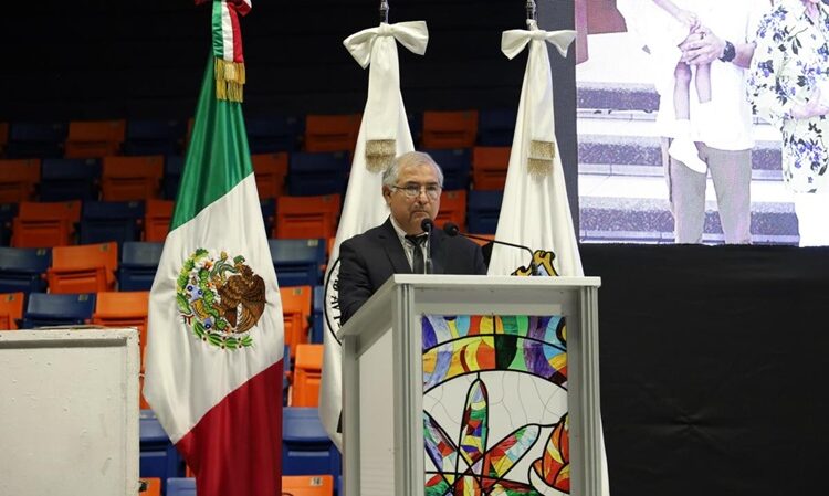 Reconoce la FDCSV de la UAT legado académico del “Dr. Juan Plutarco Arcos Martínez”