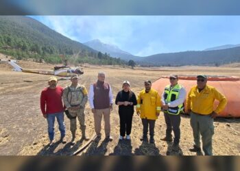 Refuerzan operativo interinstitucional para combatir incendio forestal en Miquihuana