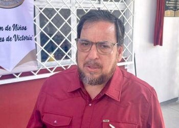 Entrega SET nombramientos a directores de Sec. No. 2 “Arquímedes Caballero” y “Silvestre Ábrego Flores”