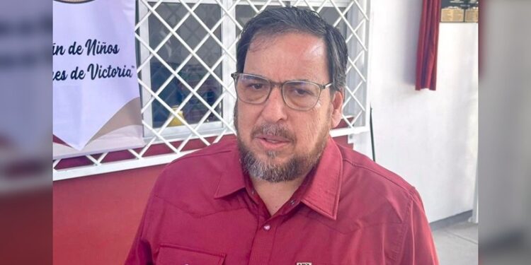 Entrega SET nombramientos a directores de Sec. No. 2 “Arquímedes Caballero” y “Silvestre Ábrego Flores”