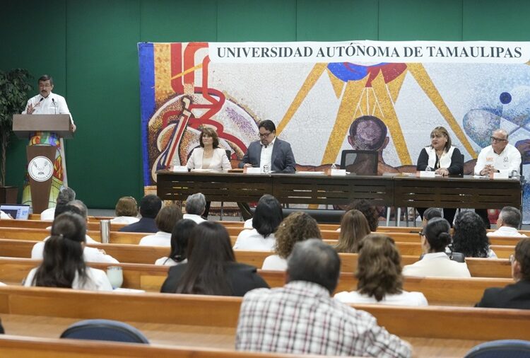 Resguarda la UAT su patrimonio documental y memoria histórica