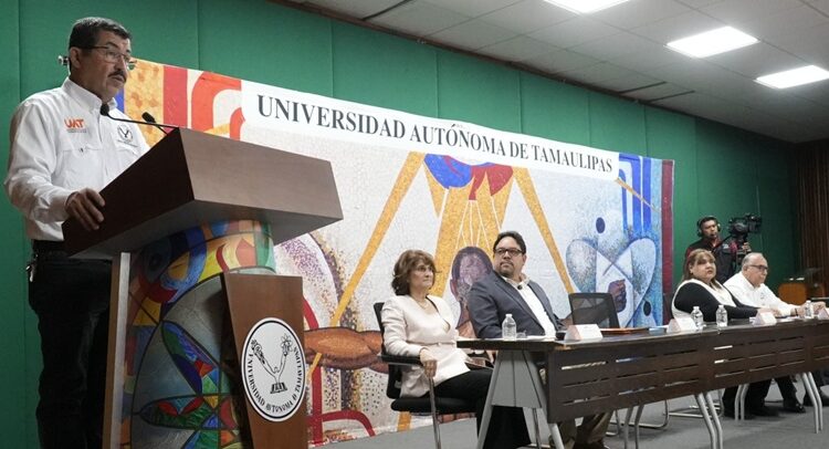 Resguarda la UAT su patrimonio documental y memoria histórica