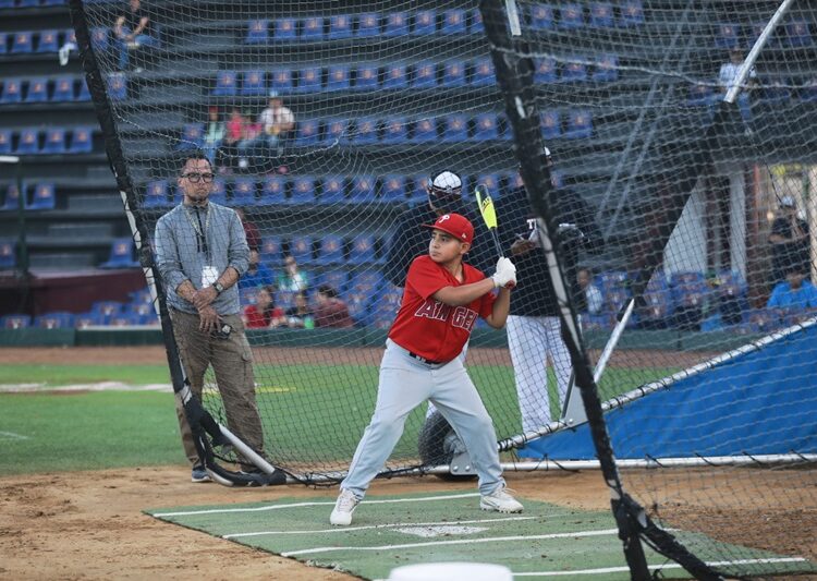 Responden jóvenes a ‘Try Out’ organizados por Gobierno y Tecos de los Dos Laredos