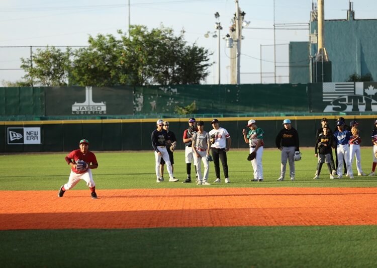 Responden jóvenes a ‘Try Out’ organizados por Gobierno y Tecos de los Dos Laredos