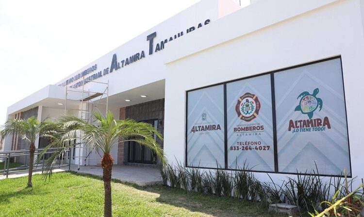 Supervisa Armando Martínez construcción del Cuartel de Bomberos de Altamira