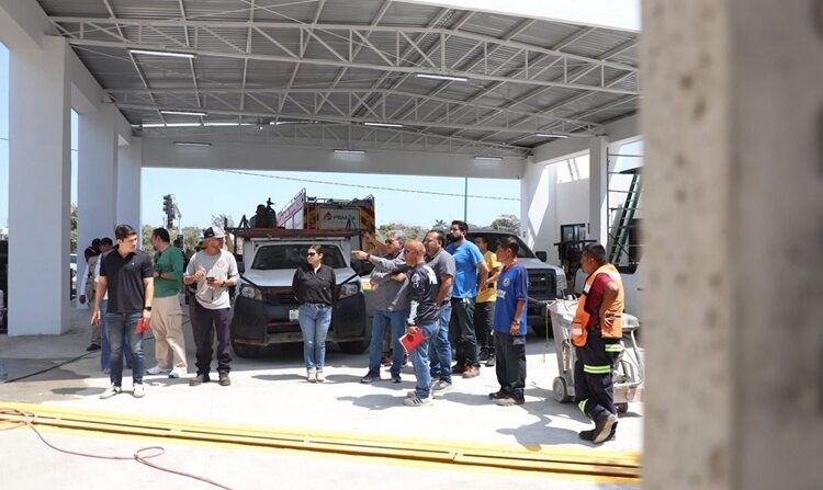 Supervisa Armando Martínez construcción del Cuartel de Bomberos de Altamira